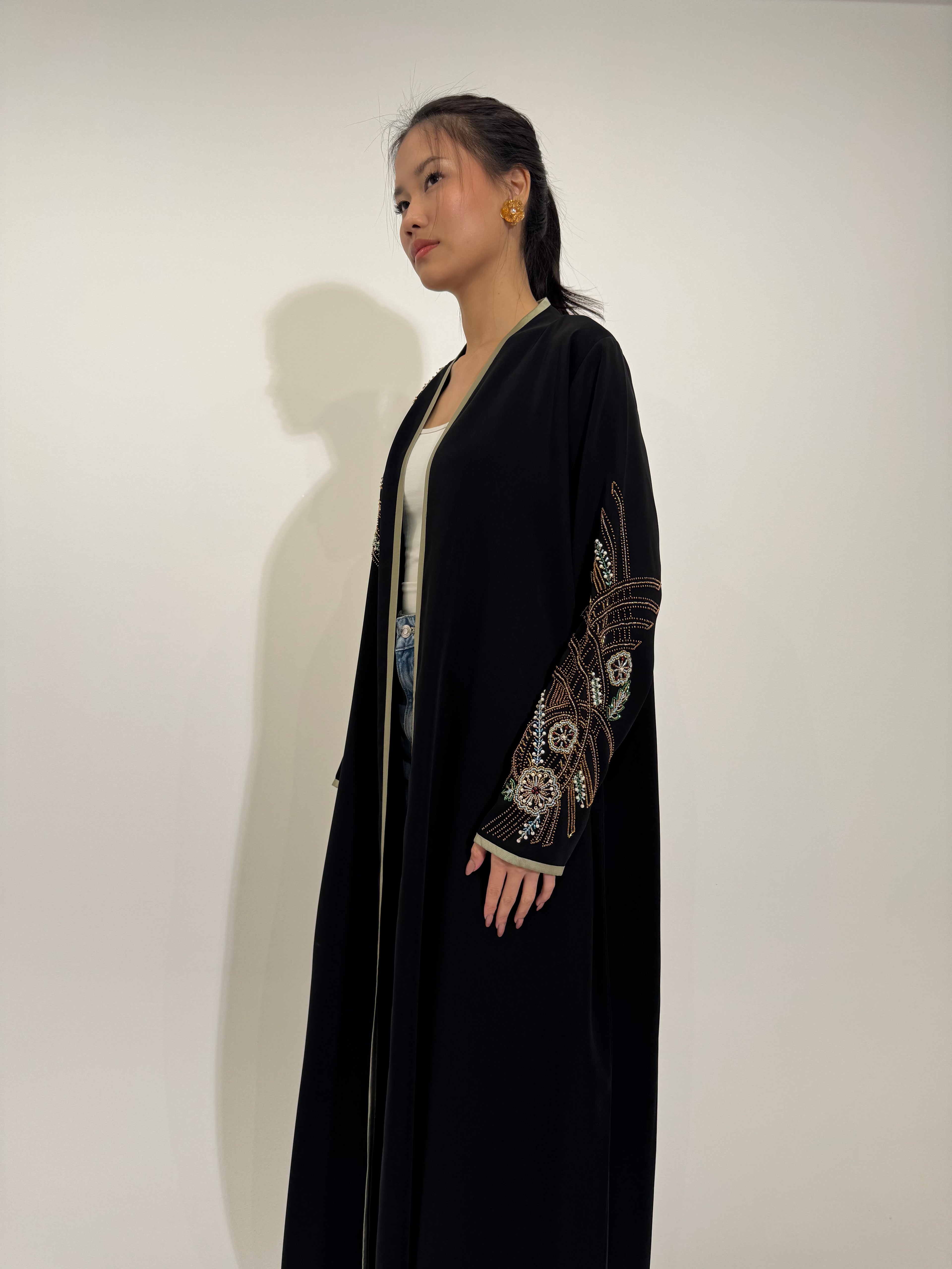 Al Thuraya Abaya