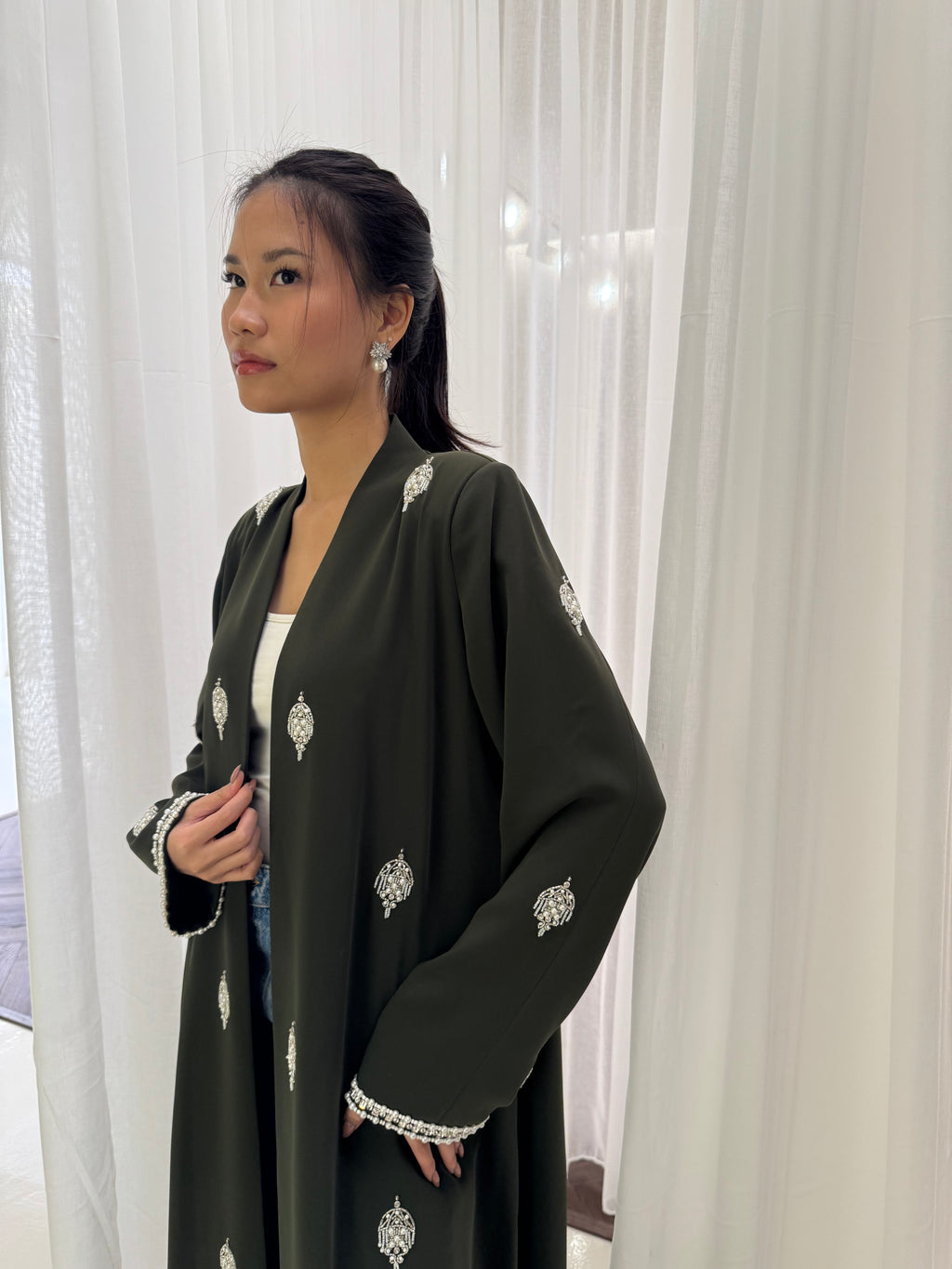Pearl Abaya